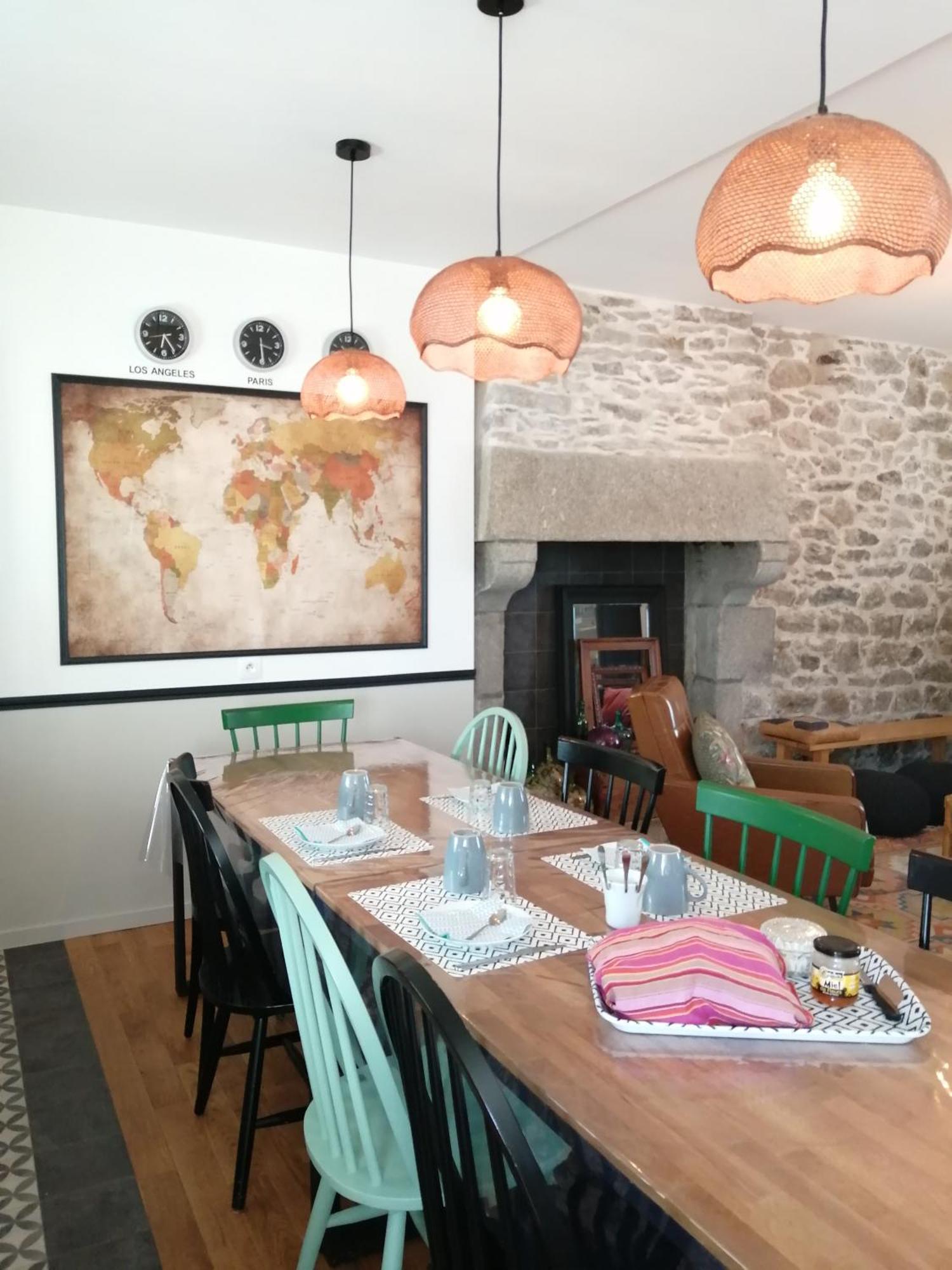 Le Quai 18 Bed & Breakfast Lesneven Exterior photo
