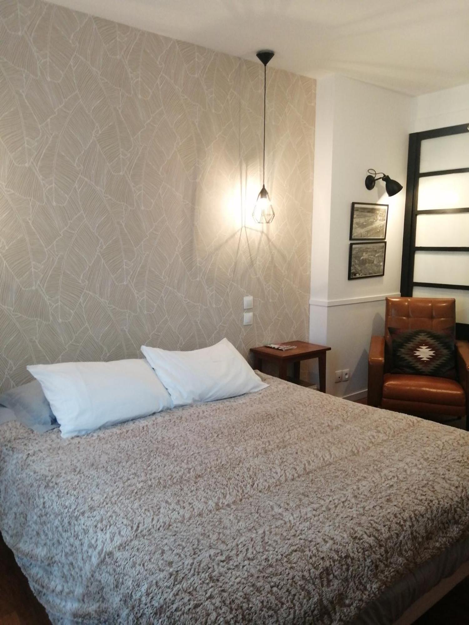 Le Quai 18 Bed & Breakfast Lesneven Exterior photo